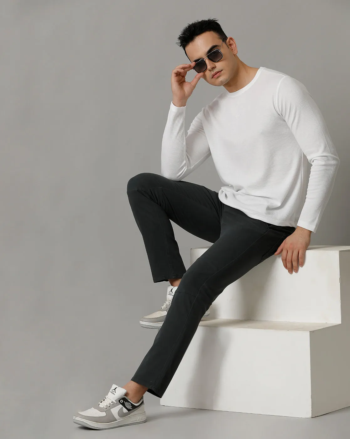 DARK GREEN NON DENIM REGULAR FIT CHINOS