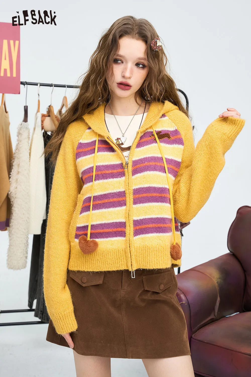 ELFSACK 2024 Winter New Arrivals Color blocking striped hooded zipper sweater cardigan for women, soft and sticky short top