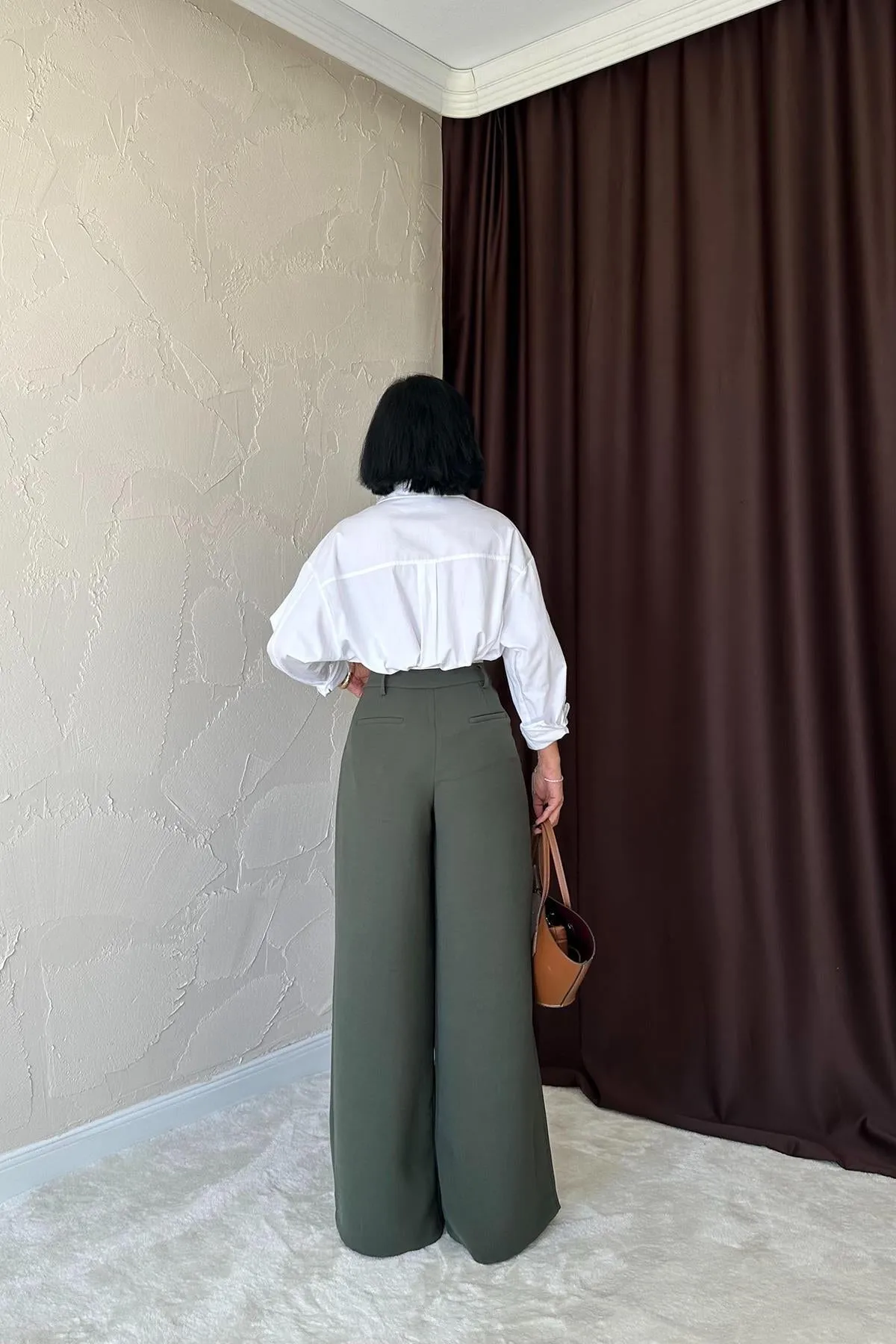 ELS Pleated Comfort Pants - Khaki - Alexandroúpoli