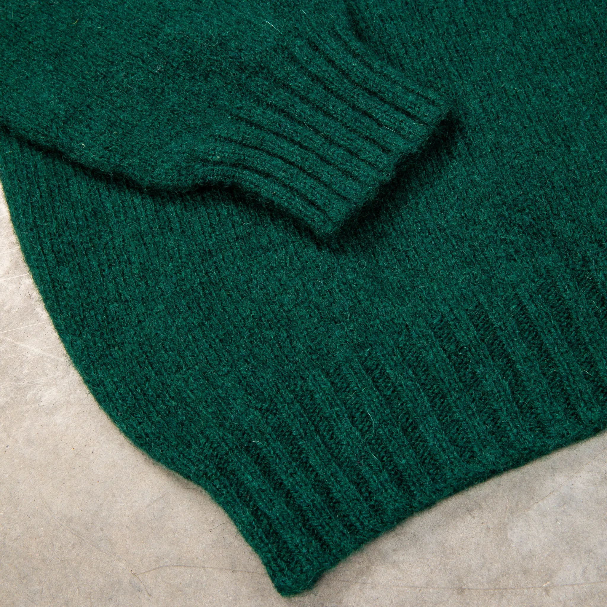 Laurence J. Smith Super Soft Seamless Crew Neck Pullover Forest