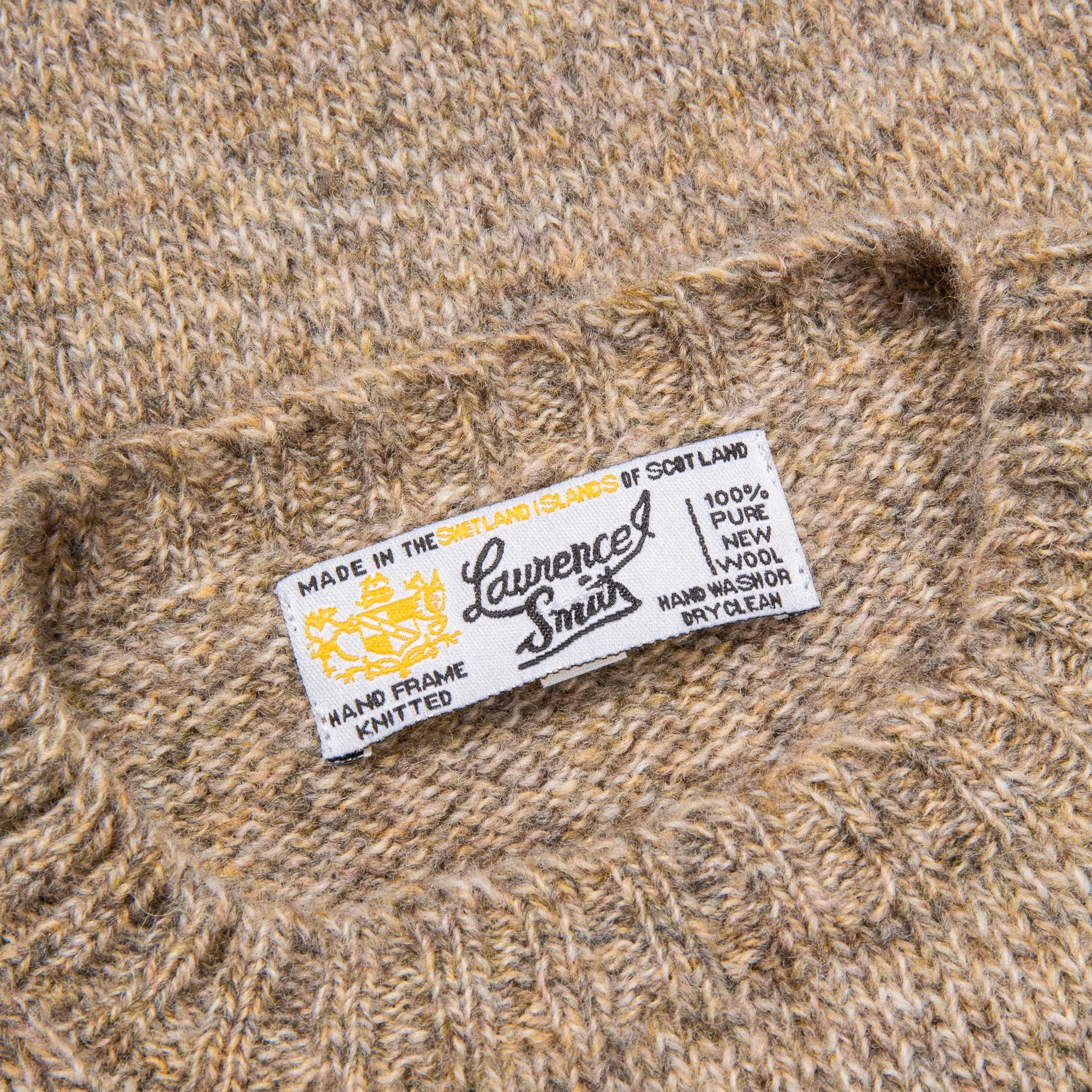 Laurence J. Smith Super soft Seamless Crew Neck Pullover Mushroom