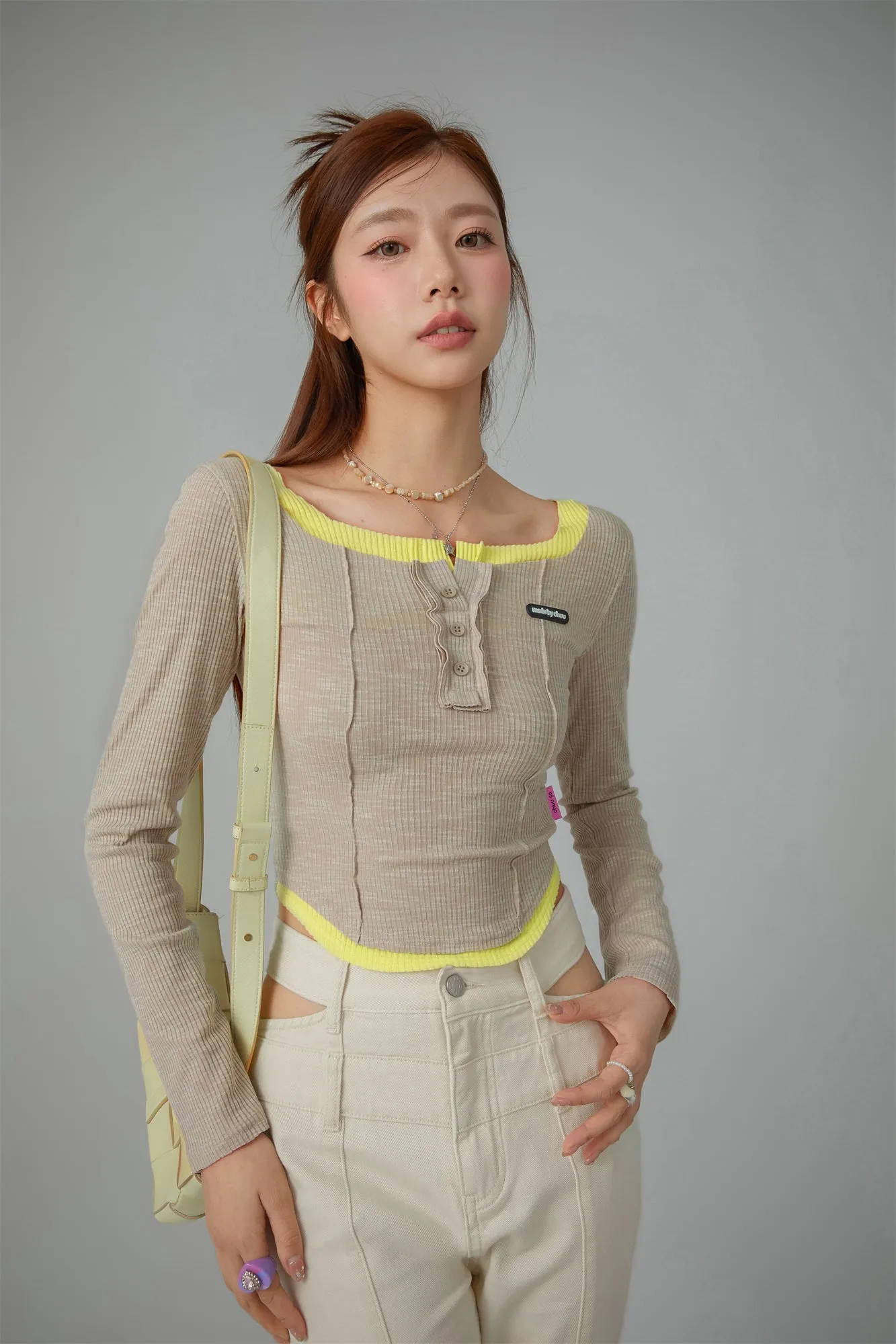 Line Color Matching Slim T-Shirt