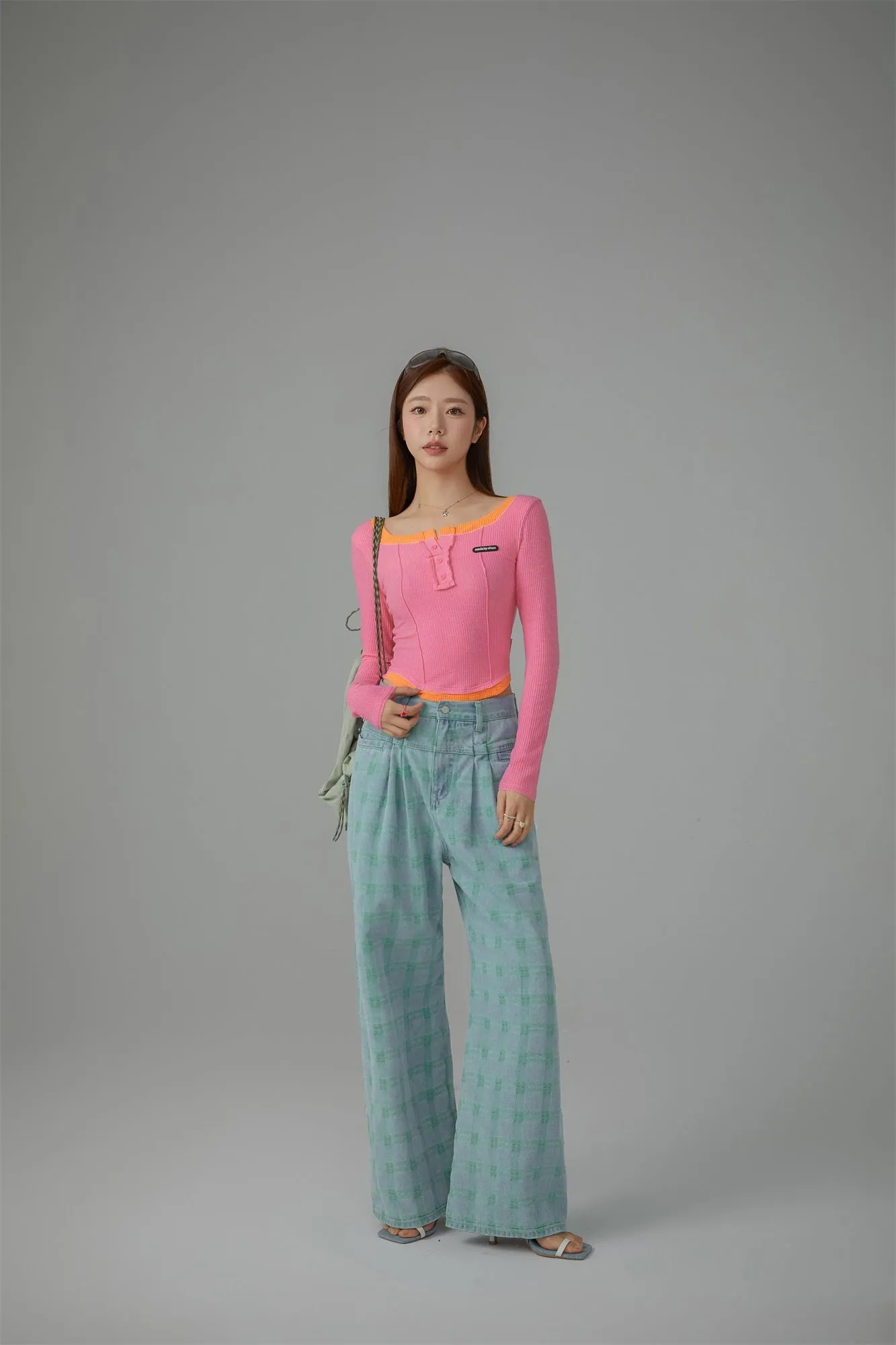 Line Color Matching Slim T-Shirt