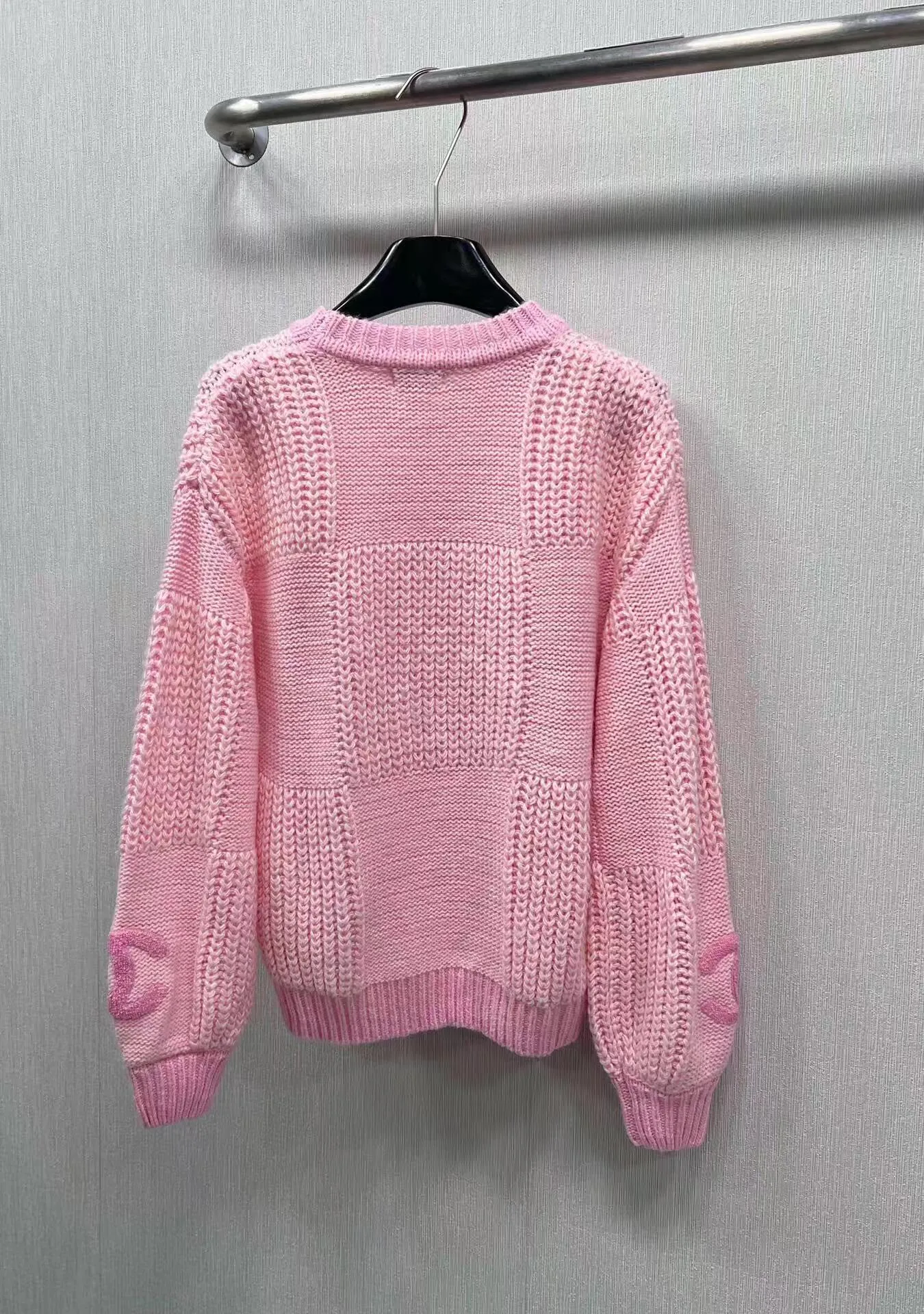 New Check Logo Loose Sweater