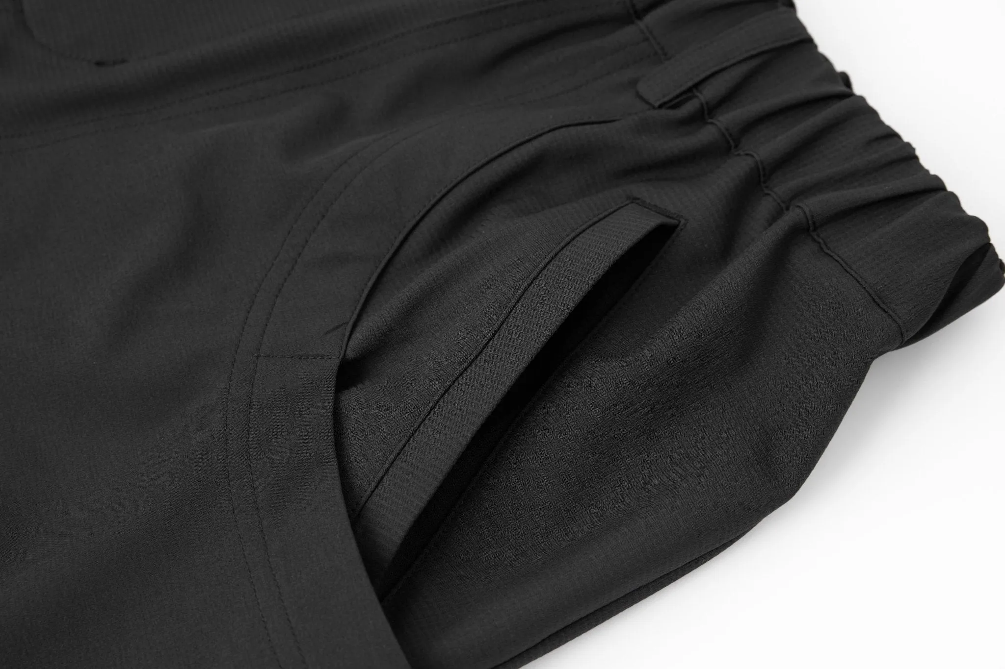 Patch Pockets Shorts in Black