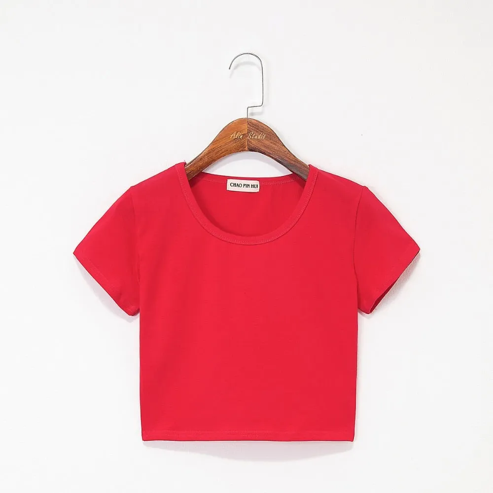Round Neck Slim Fit Women's T-Shirt with Classic Design