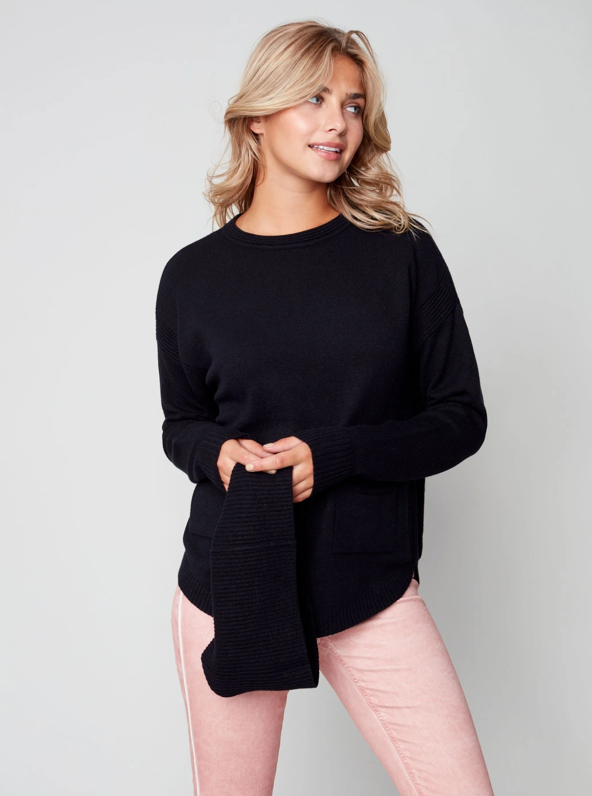 Sweater With Detachable Scarf [Black-C2420]